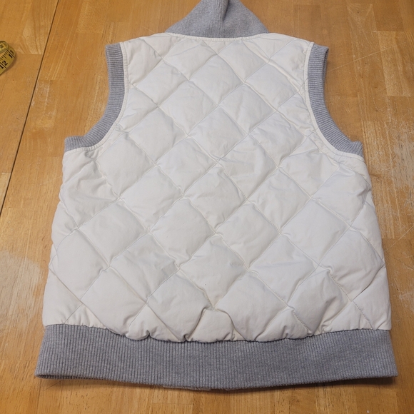 Eddie Bauer Women's White Gray Quilted Down Vest With Toggles Size Medium - Picture 3 of 12